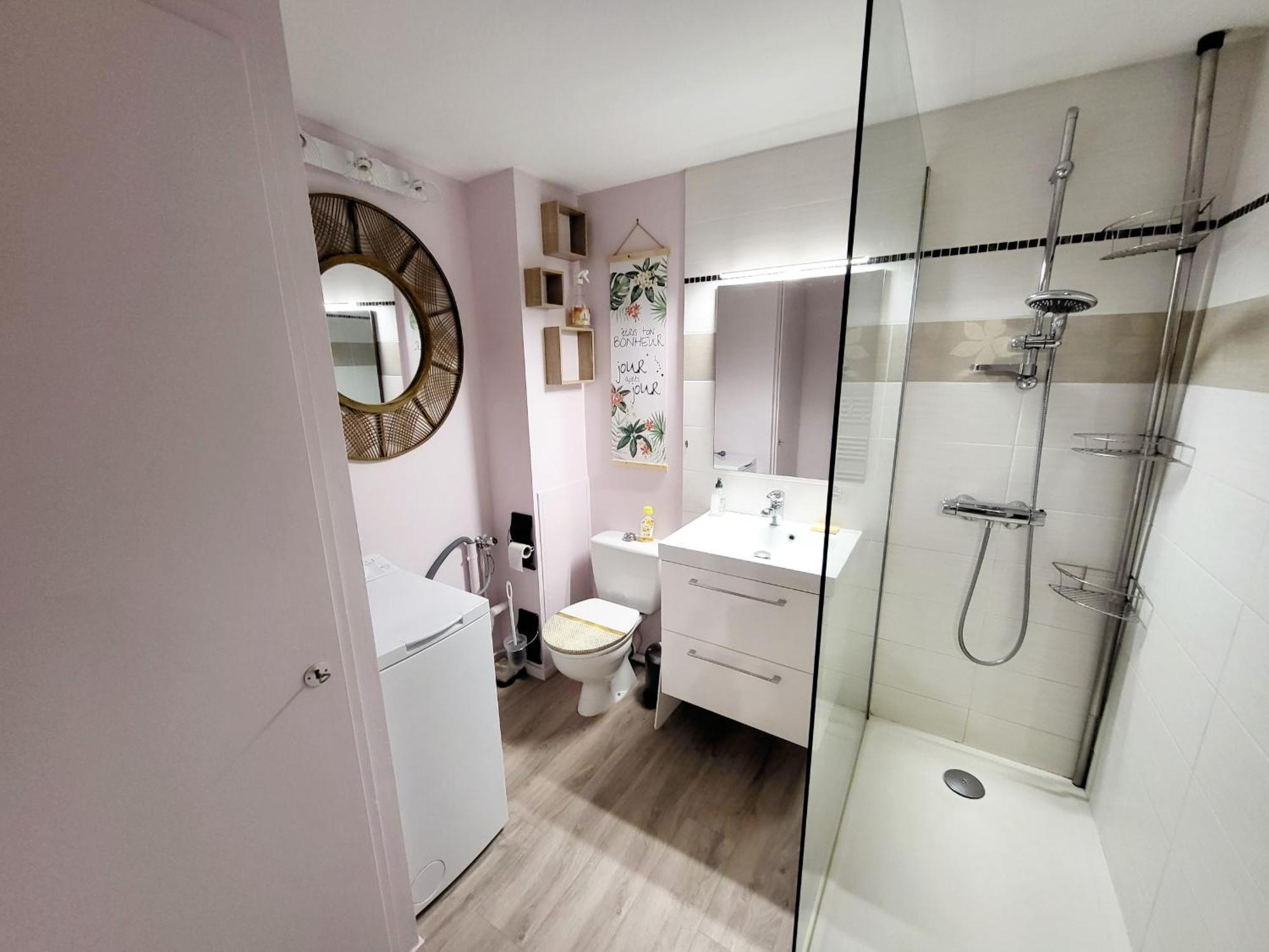 Appartement Moderne Au Centre-Ville, 150M Plage, Wifi, Confort Ideal Pour Familles - Fr-1-92-876 Les Sables-dʼOlonne Kültér fotó