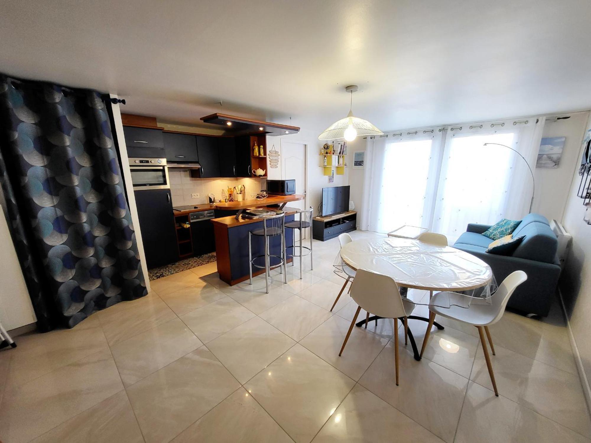 Appartement Moderne Au Centre-Ville, 150M Plage, Wifi, Confort Ideal Pour Familles - Fr-1-92-876 Les Sables-dʼOlonne Kültér fotó