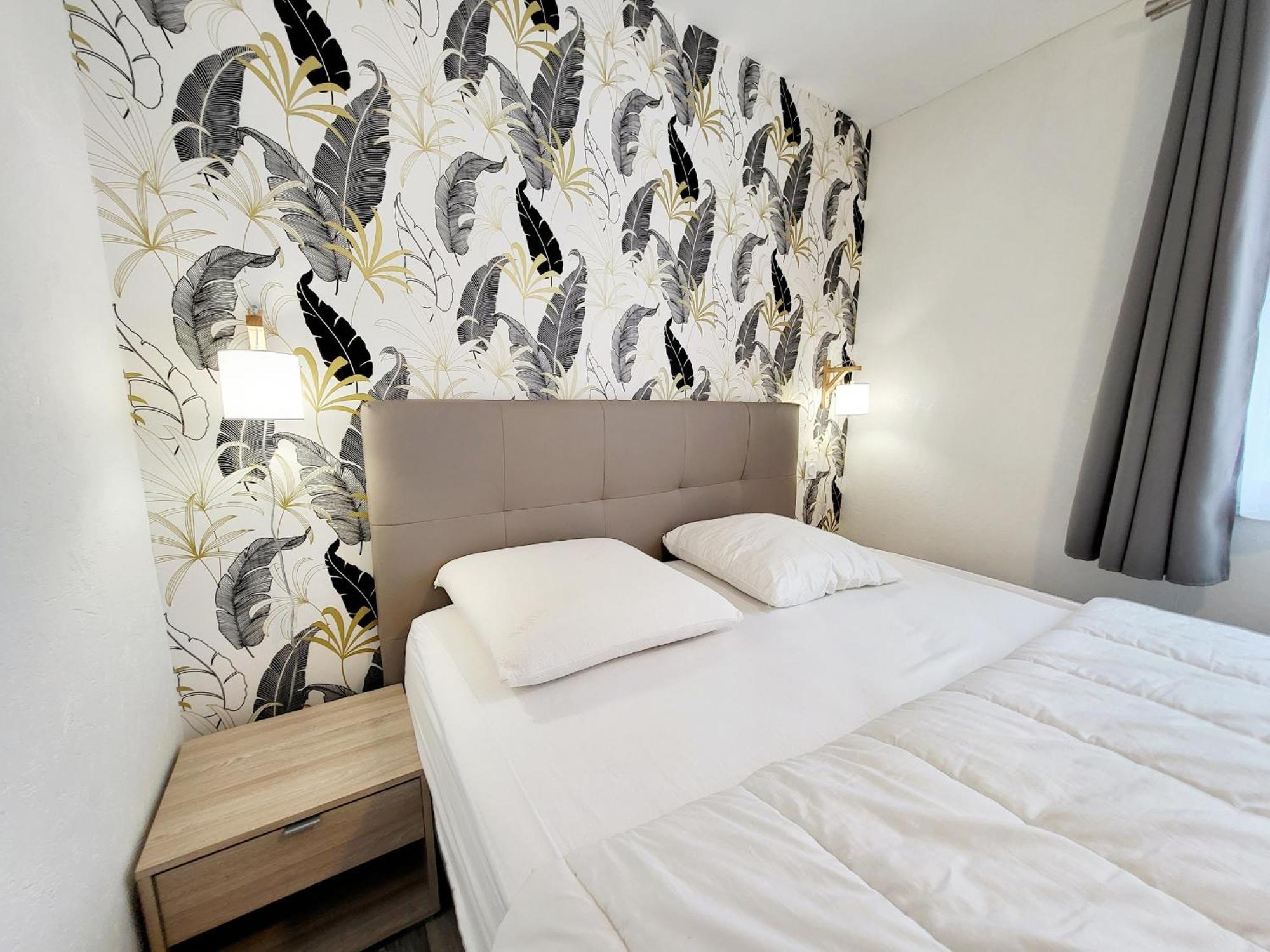 Appartement Moderne Au Centre-Ville, 150M Plage, Wifi, Confort Ideal Pour Familles - Fr-1-92-876 Les Sables-dʼOlonne Kültér fotó